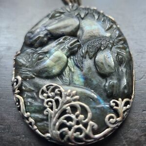 SARDA Labradorite 925 Silver Carved Horses pendant, preloved